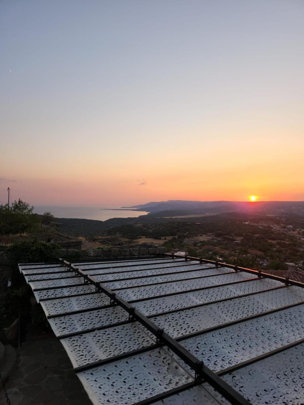 Assos Sunset Hotel ภายนอก รูปภาพ